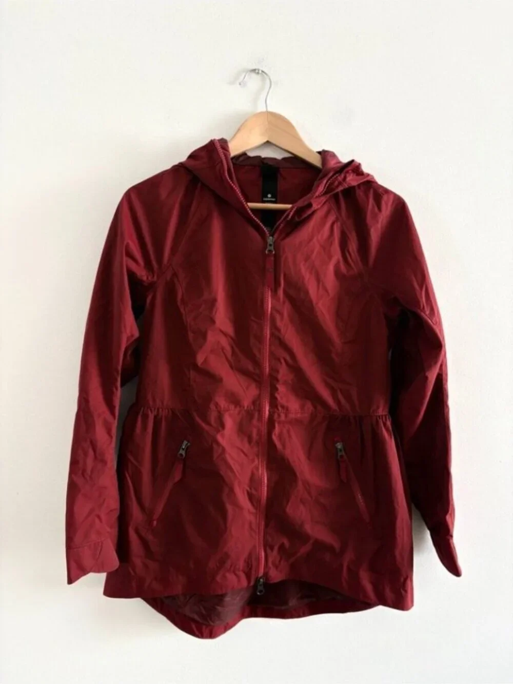 Lululemon Rain For Daze Jacket II Water Repellent Hooded Prep Red Size 4